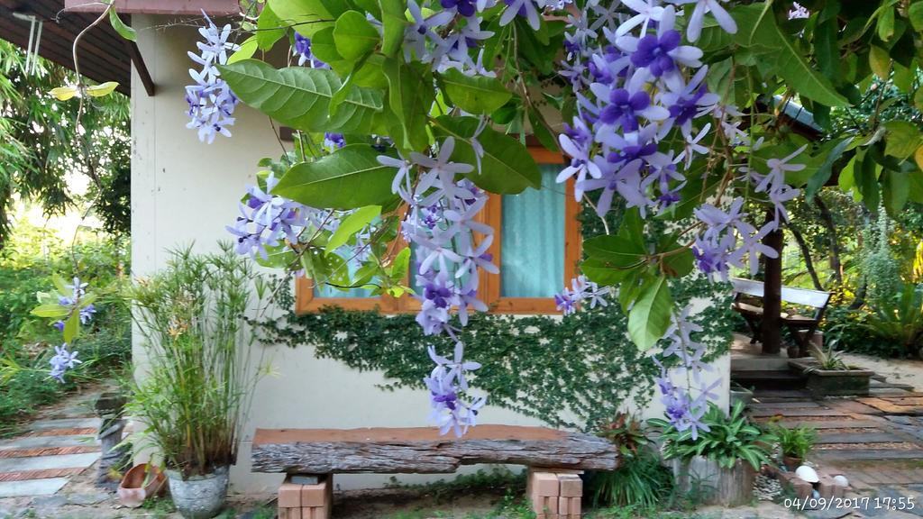Rai Lung Tui Homestay Prachuap Khiri Khan Esterno foto